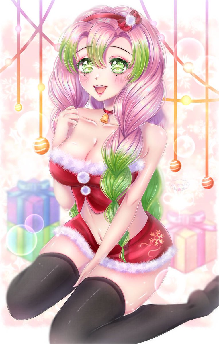 I am happy it’s the holiday season ~~<3