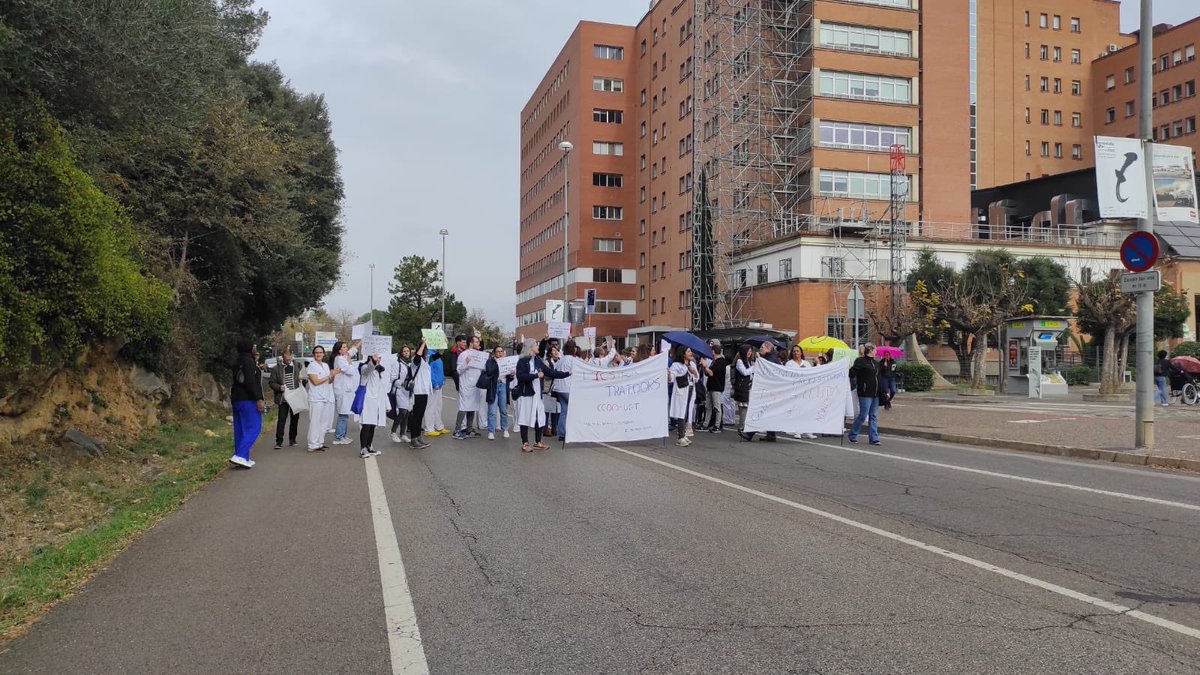 Neith_85's tweet photo. @324cat els TSS portem dos dies de vaga i nomès ens heu dedicat 30 segons! #indICSnats
#VagaICS
#VagaTSS
#VagaFTPS
#VagaICSFTPS
#VagaSAESIETeSS
#JuntsSomMes
#SoyTSS
@Vaga @SietessTecnicos https://t.co/PLx5jP1w9G