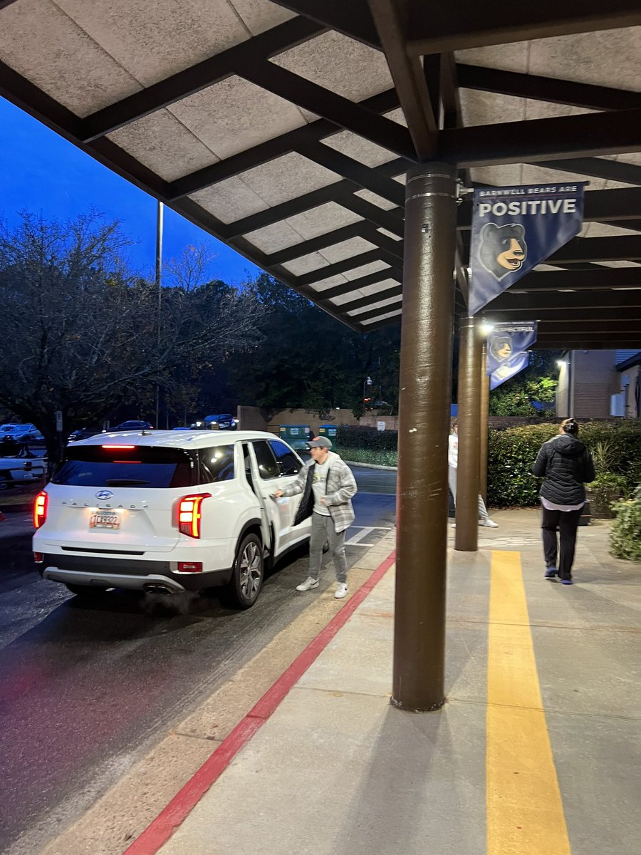 Gladiator Army (@jcgladiatorarmy) on Twitter photo Helping out with carpool @ Barnwell ES this morning!
@LeadGladiator <a href="/FCS_JCHS/">Johns Creek High</a> <a href="/FultonCoSchools/">FultonCountySchools</a> Helping out with carpool @ Barnwell ES this morning!
@LeadGladiator <a href="/FCS_JCHS/">Johns Creek High</a> <a href="/FultonCoSchools/">FultonCountySchools</a>
