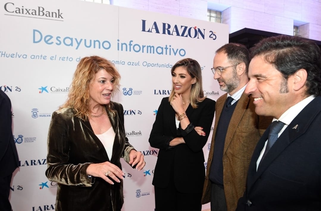 Huelva, uno de los principales puntales de la economía azul en Europa, reunió ayer en la Casa Colón, de la mano de <a href="/larazon_es/">La Razón</a> y <a href="/caixabank/">CaixaBank</a> a expertos del sector que debatieron sobre las oportunidades que brinda en el sector productivo onubense. El futuro está en el mar!