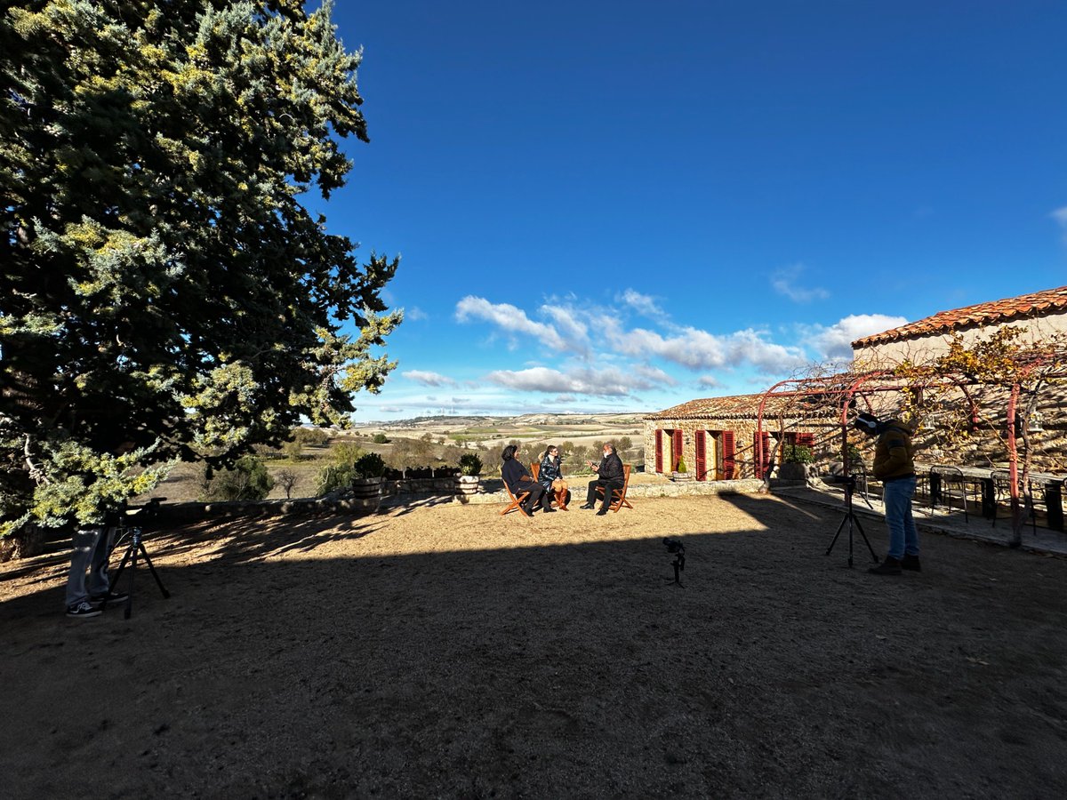 DescubrePal's tweet image. Compartimos con vosotros algunas imágenes de la grabación del programa #ElArcón de @javierperezargi. Una jornada en la que pudimos mostrarle el trabajo que realizamos desde la asociación #DescubrePalencia 📸

¿Queréis ver el resultado? 👇

📅 Mañana sábado
⏰ 20:50
📺 @Cyltv