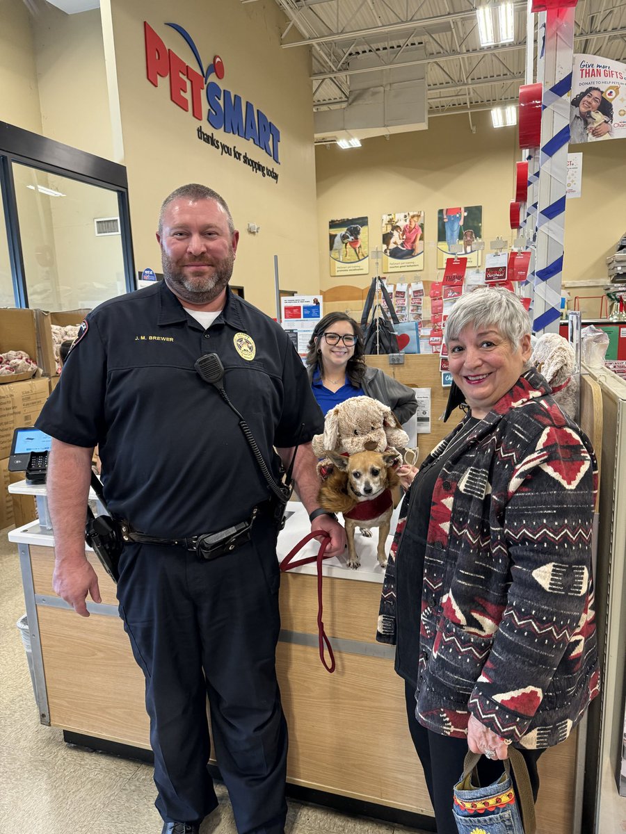 Victoria Police Dept tweet media