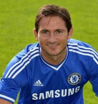 neil_olsen's tweet photo. @retrofootballnw Frank https://t.co/M4uEOUCg0M