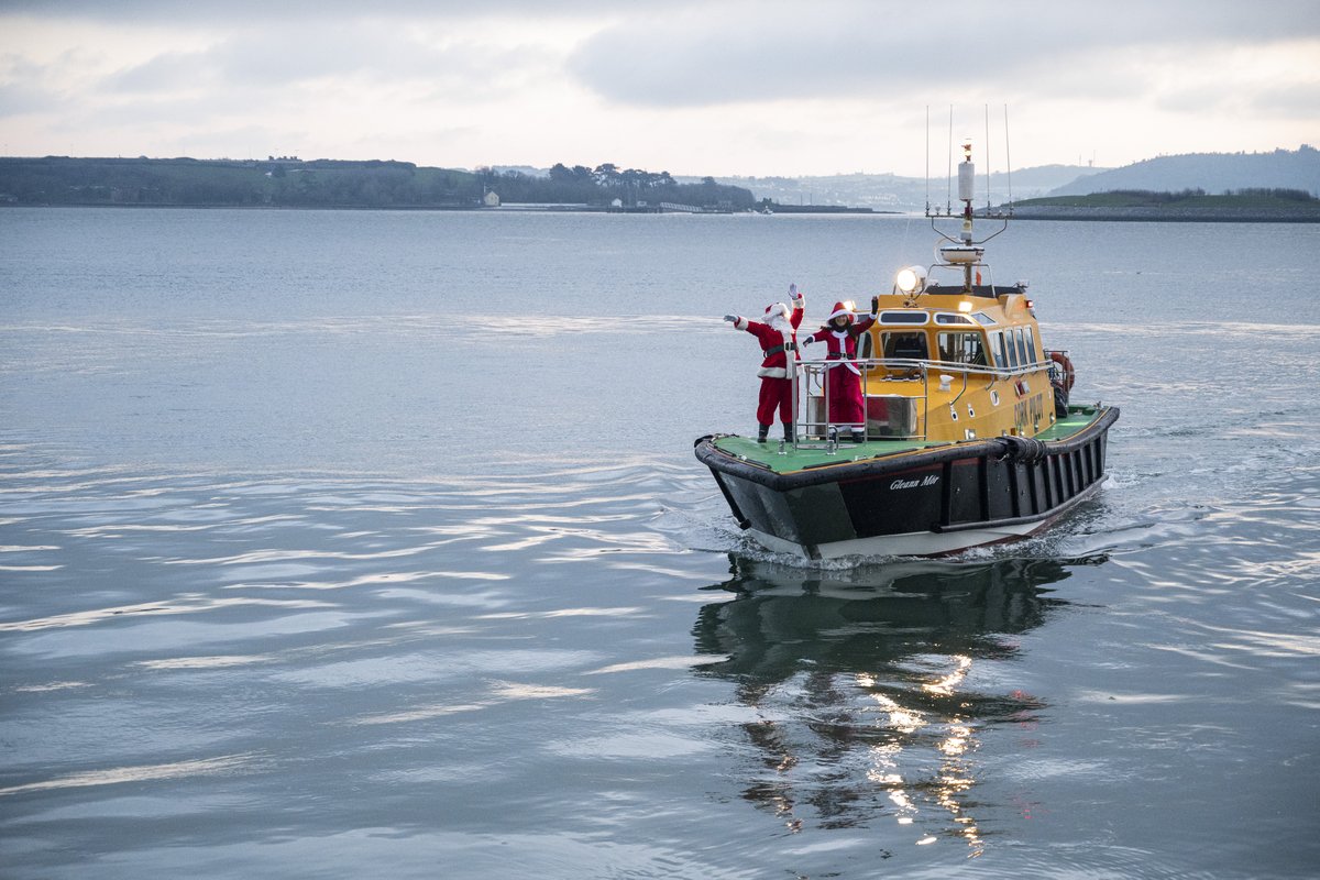 PortofCork's tweet photo. The countdown is officially on! 🎄 Did you know, the Port of Cork is operational 365 days a year? Our pilots and crew keep supply chains moving all-year round. Below is a photo of Santa cruising through Cork Harbour on his visit to Cobh last year 🎅🏻 https://t.co/EZ9NQplOE8