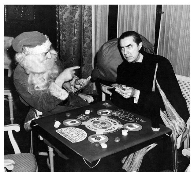 Happy December 1! There’s still time to get off Santa’s naughty list, even if you’re a blood drinker. 🧛🏻🎅🏻

#HorrorForTheHolidays 🔪🎄
#BorisKarloff #BelaLugosi