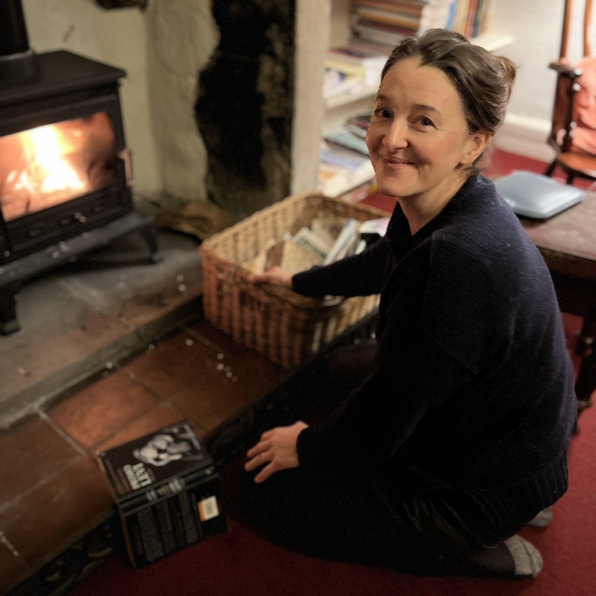 My week’s teaching @arvonfoundation @Lumb_Bank in its last hours. Just been found by one of the group in my happy place - lighting a fire in the library (as former owner Ted Hughes might have) before I settle down with book & hot water bottle for a few hours of reading…