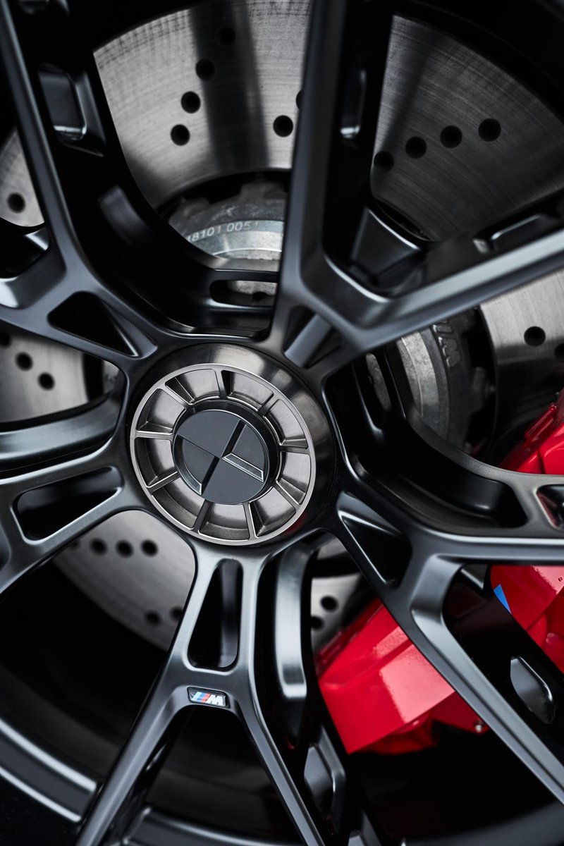 #Centrelockwheels. 
Now available for select high-performance models, including the BMW M2.