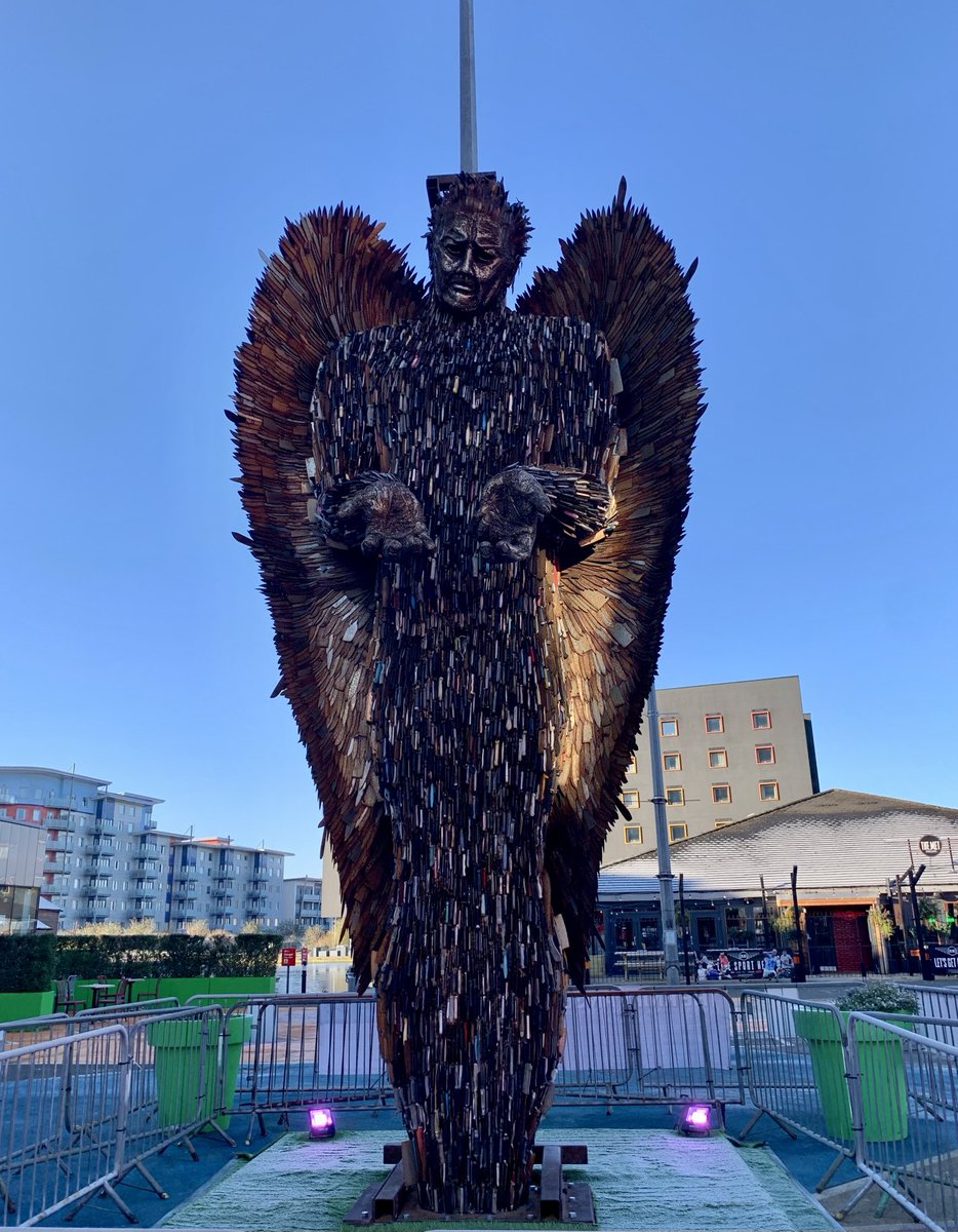 The ‘Knife Angel’ a powerful symbolic sculpture that raises awareness of knife crime and violent behaviour. Talk, educate, reduce violence and build safer communities for a brighter future. #Livesnotknives #knifeangelwalsall .