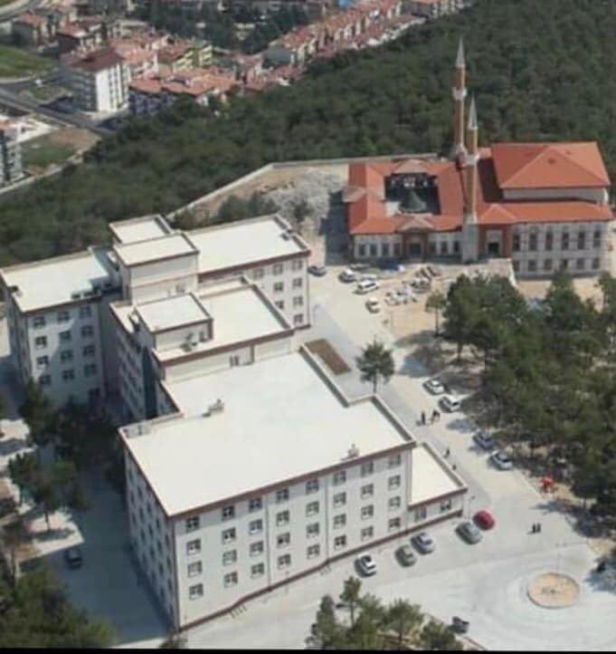 Yeni görev yerim Amasya İlahiyat Fakültesi. Hayırlı olmasını dilerim. Doç. Dr. İlhami Ayrancı