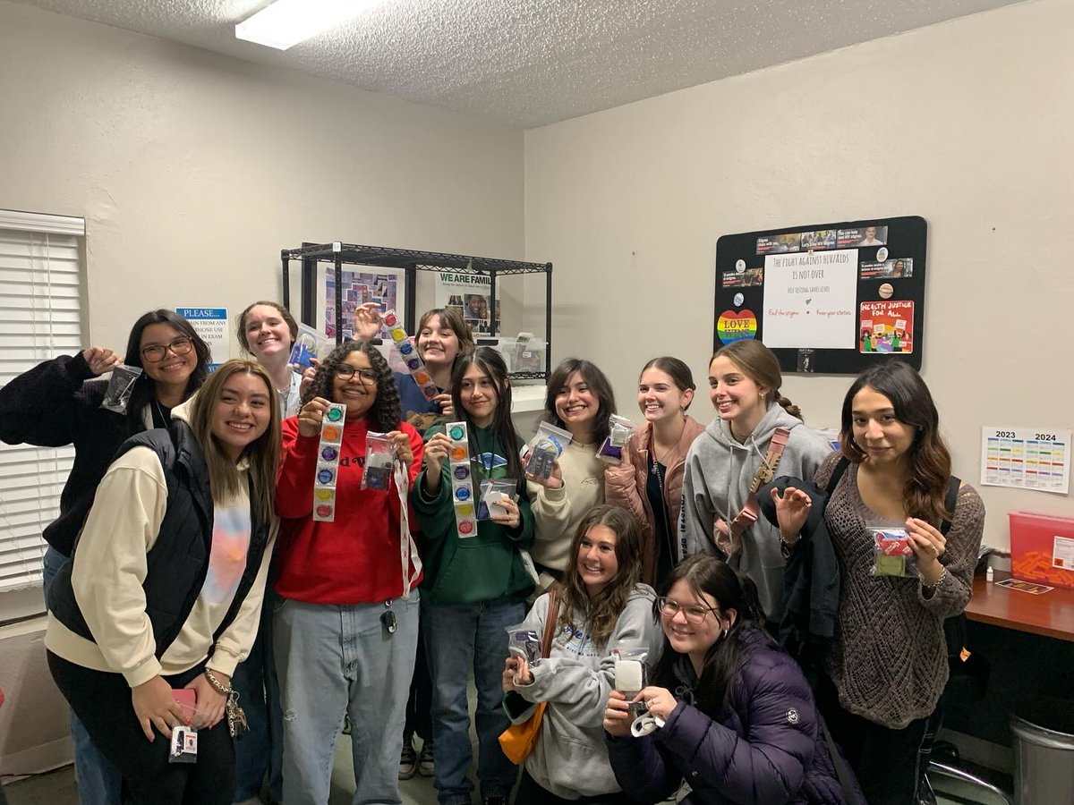 I had the privilege to talk to #GenZ students about #HIV #STIs #SexEd. As we honor those we lost to AIDS on this #WorldAIDSDay, these lessons are essential. These teens walked away ready to #TalkAboutIt. Armed with knowledge, they will share with their peers. Silence=Death