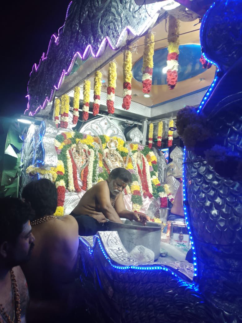 RNagothu's tweet image. రాజంపేట , అయ్యప్ప స్వామి గ్రామోత్సవం నందు పాల్గోని స్వామివారి ఆశీసులు పొందడం జరిగింది ...
#ayyappaswamy