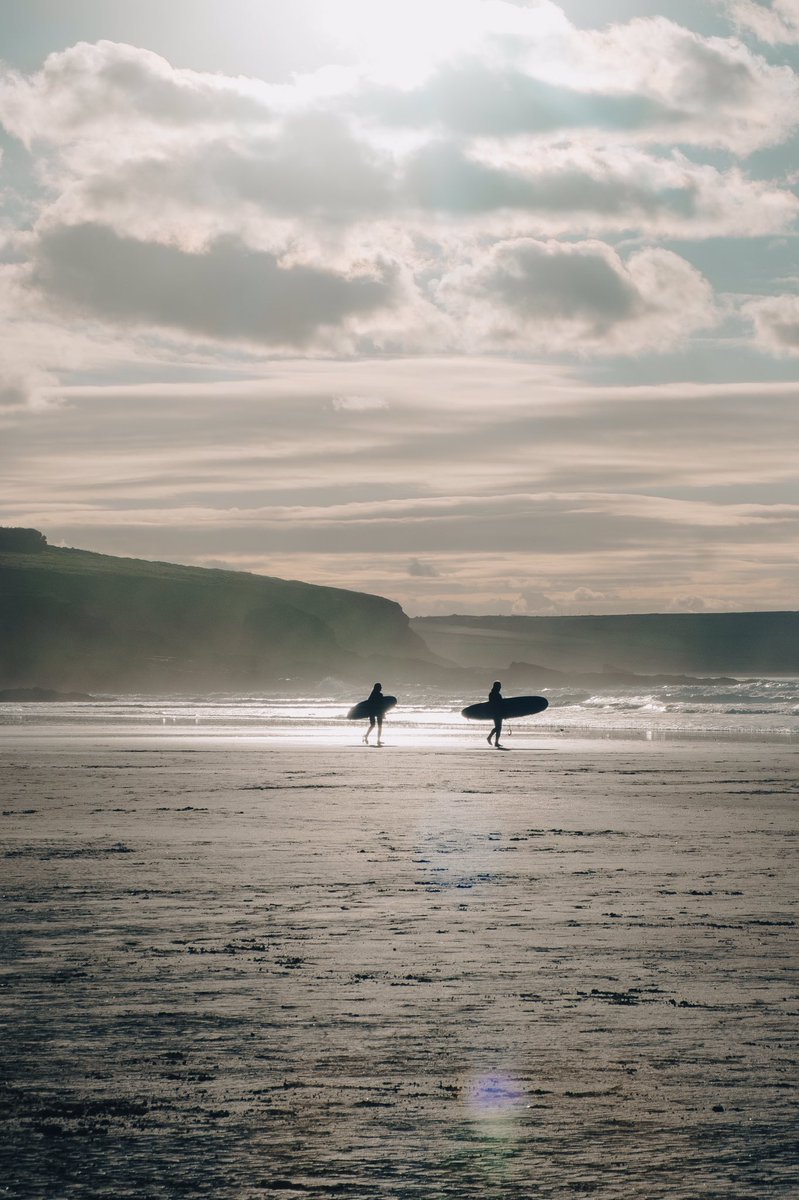 hanlaureng's tweet photo. Winter sun🏄‍♀️📸 https://t.co/BwROyW663B
