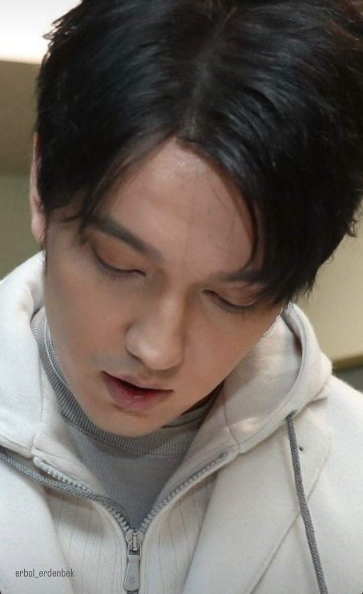 DeliaBu87570414's tweet image. Todos los queridos que van a Hong Kong que lo disfruten 
@dimash_official 
#omir
#together 
#Zhalyn