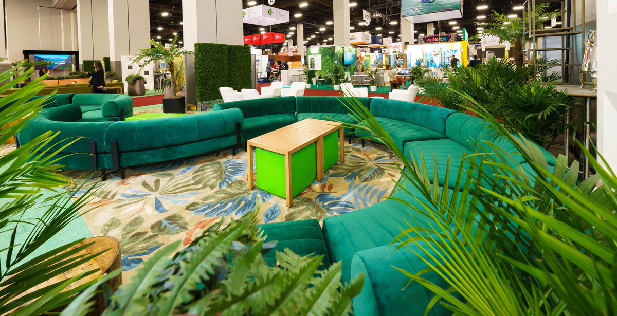 Biophilia is taking over event design! 🌿✨ Incorporating nature-inspired elements—organic shapes, curved shapes and soft fabrics—transforms the event space into a haven of calm for all attendees to relish.