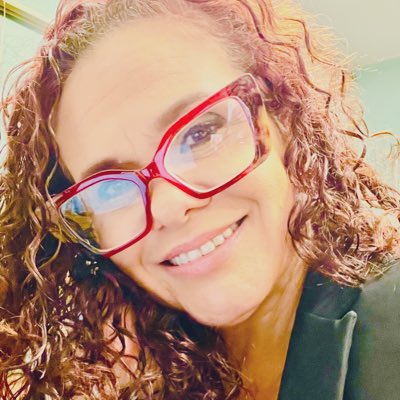 ivodenice's tweet photo. #NuevaFotoDePerfil https://t.co/F3m1W6V5Ml