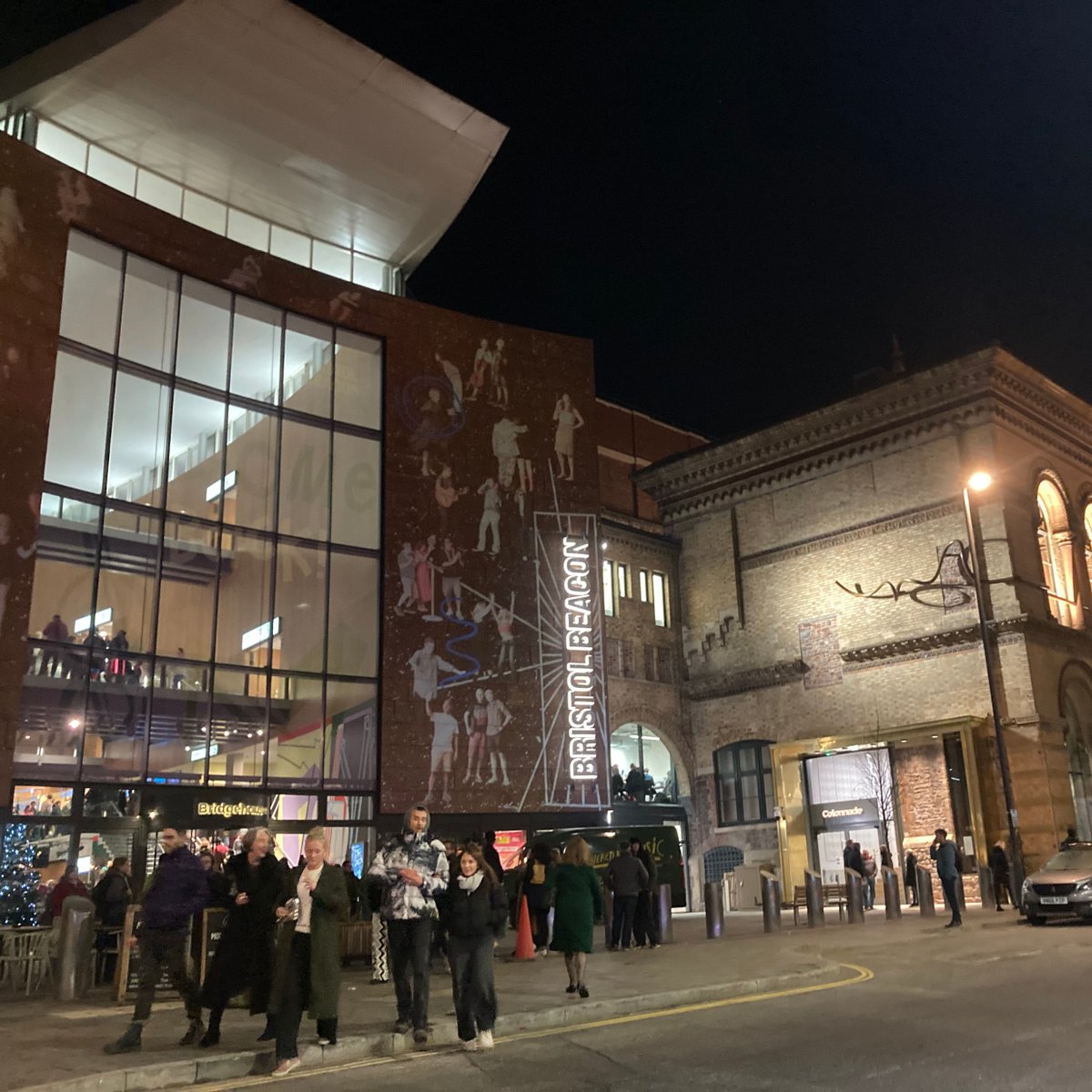 The @Bristol_Beacon shines once more! ✨ Last night was the grand reopening - and what a spectacular night it was! Read about it here: levittbernstein.co.uk/now/the-grand-… #bristol #heritage #community #conservation #architecture