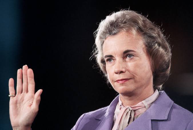 JaskaranKi37511's tweet photo. The Supreme Court has announced the demise of retired Justice Sandra Day O'Connor, the pioneering first woman on the high court, at the age of 93 in Washington. https://t.co/Q13Yh2mQep