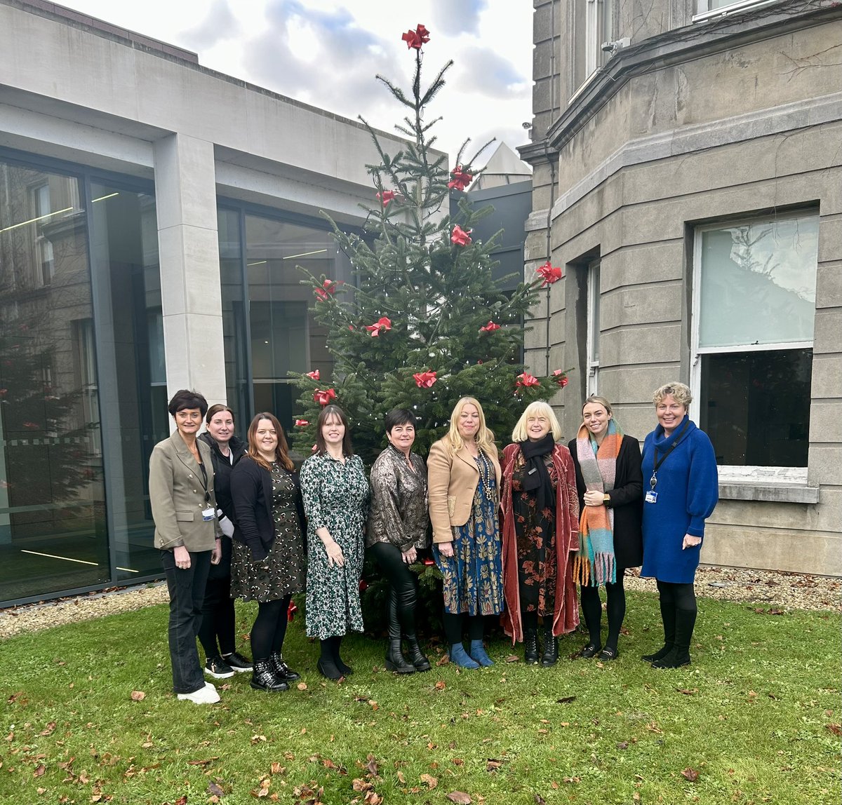 LINC_programme's tweet photo. A heartfelt thank you to @annamairooney for guiding the LINC team in a transformative leadership workshop.

Leadership, a dynamic concept, resonates differently with each individual. In the Early Years, its significance is unparalleled—shaping growth and fostering collaboration. https://t.co/Qfjoe5tnJY