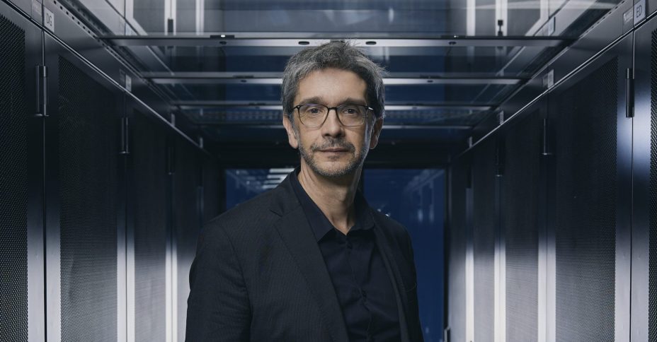 #IA : les ingrédients de la confiance ! Découvrez l'ITW de Laurent Simon, directeur de la filière Informatique <a href="/ENSEIRBMATMECA/">ENSEIRB-MATMECA</a> et chercheur au <a href="/labriOfficial/">LaBRI</a>  dans les <a href="/EchosGirondins/">Les Échos Judiciaires Girondins 🗞</a>  !

A lire ici 👇
echos-judiciaires.com/actualites/ia-…