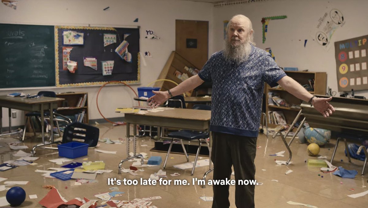 KBremes's tweet image. Me at 5:30 am: 😴😴
My Puppy: