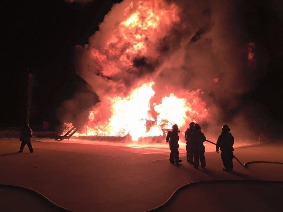 Developing excellent communication skills is absolutely essential to effective leadership. @fireengineering @IAFC_VCOS @SCChiefs @Commandsafety @chieflasky @lexfirechief