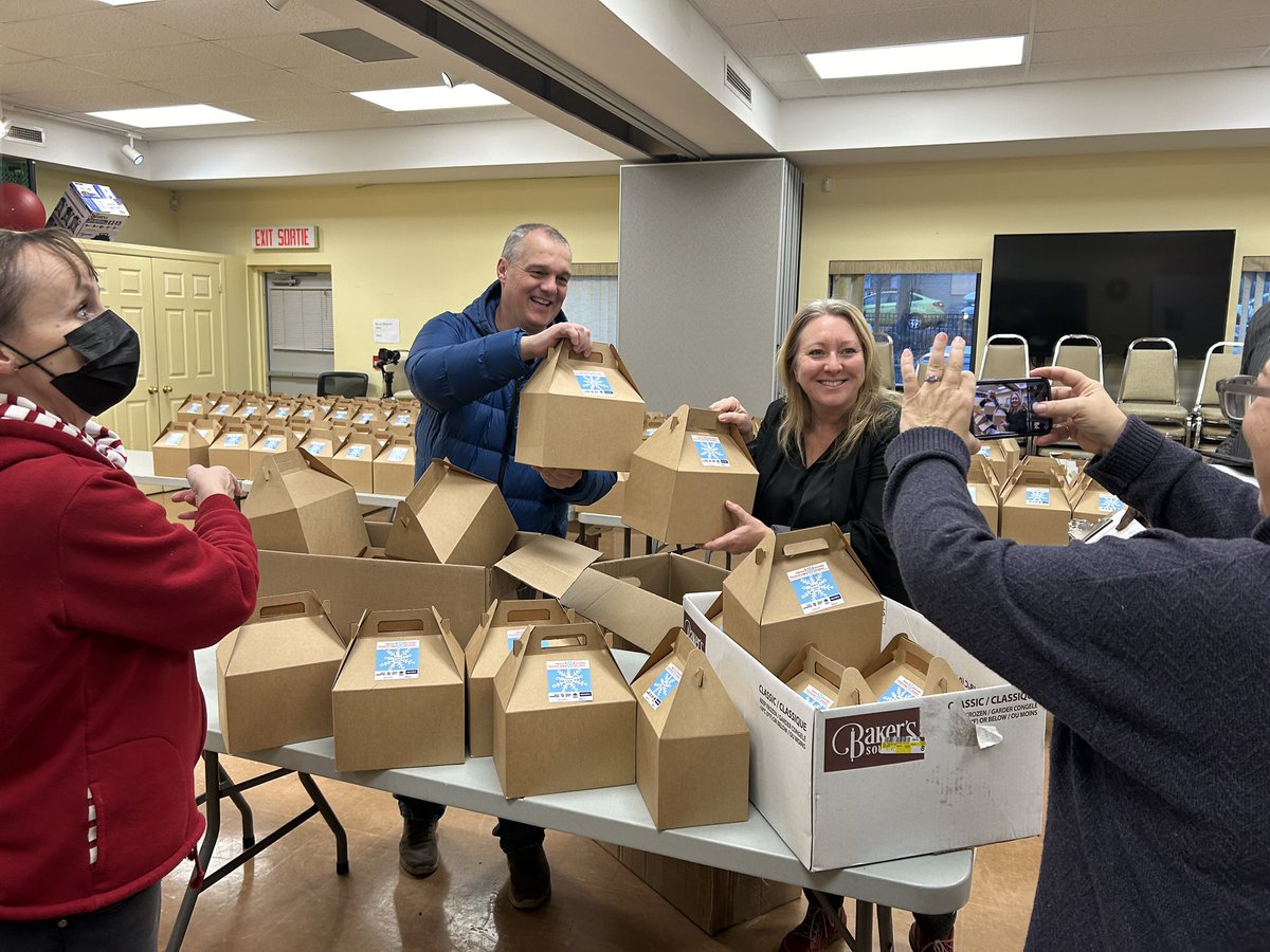 The 18th Snowflake breakfast was a great success…. more than $50,000 in donations. Thank you for your generous contributions to the Partage Vanier food bank. #OttawaVanier