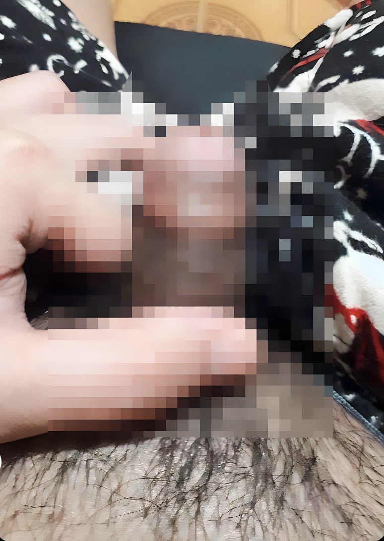 JcMicroUncutAlt's tweet photo. Mahiyain daw sya..
Pa goodnight subo ay kiss daw Pwede?
#alterph #alterpinoy #alternewbie #altergay #gayman #alterphilippines #alterworld #alterpinoypic #alterpinoyvideo #alter #Micro #micropenis #uncut
#uncutpinoy https://t.co/WOo5kYokMo