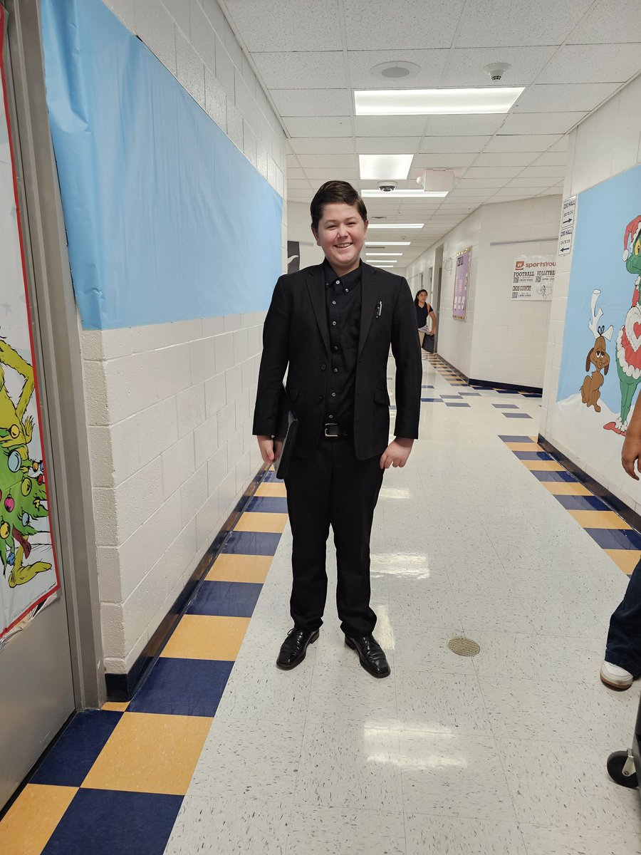 gary79938's tweet photo. Career Day... he will make a great Lawyer... #GENERALSROCK https://t.co/K7ci56fn3D