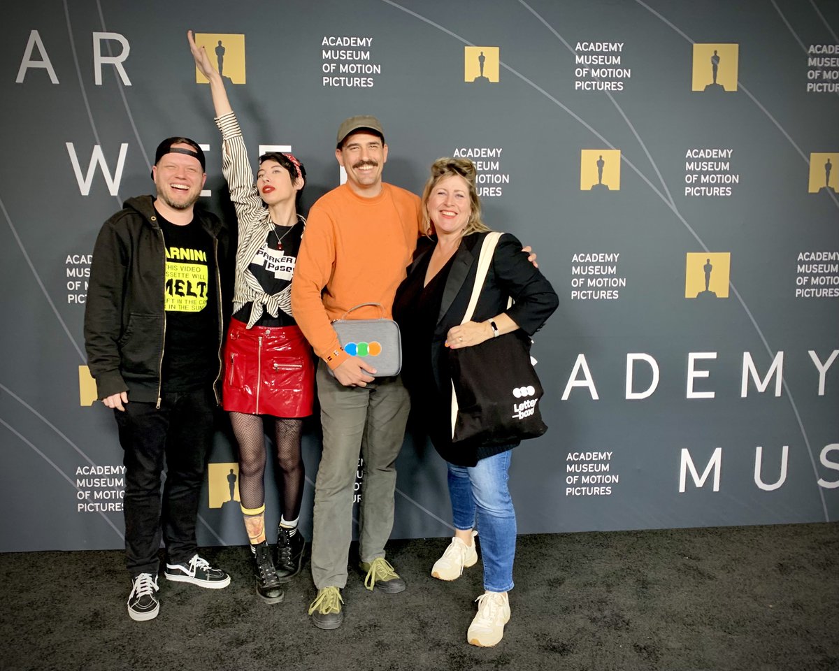 Best in Show is back, besties 🏆 The crew kicks off season two chatting with <a href="/TheBigPic/">The Big Picture</a> co-host and fellow awards obsessive <a href="/SeanFennessey/">Sean Fennessey</a>! Sean dishes on his favorite movies of 2023 and what it's like being a member of the Producers Guild.  

Listen now: boxd.it/3Y4