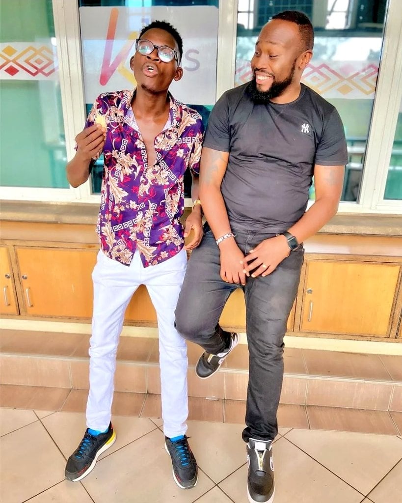 Milele_FM's tweet photo. Hello Dezemba🥳🥳🥳
Ni Furahiday na December imeingia. Hapa kazi burudani tu na @chris001ke na @mcatricky mpaka 10pm.
Unaskiza ukiwa wapi?
#ChrisNaTrickyMilele https://t.co/oAUt4NT9at
