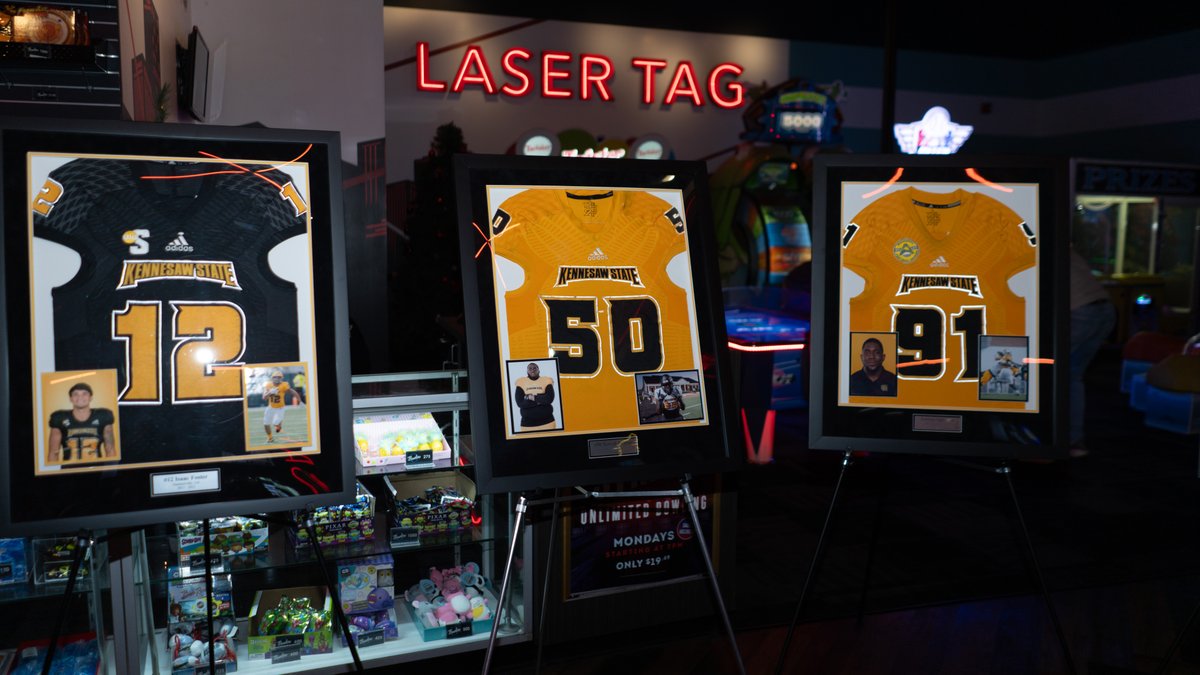 kennesawstfb's tweet image. Forever Owls 🦉

#GoldStandard | #EAT