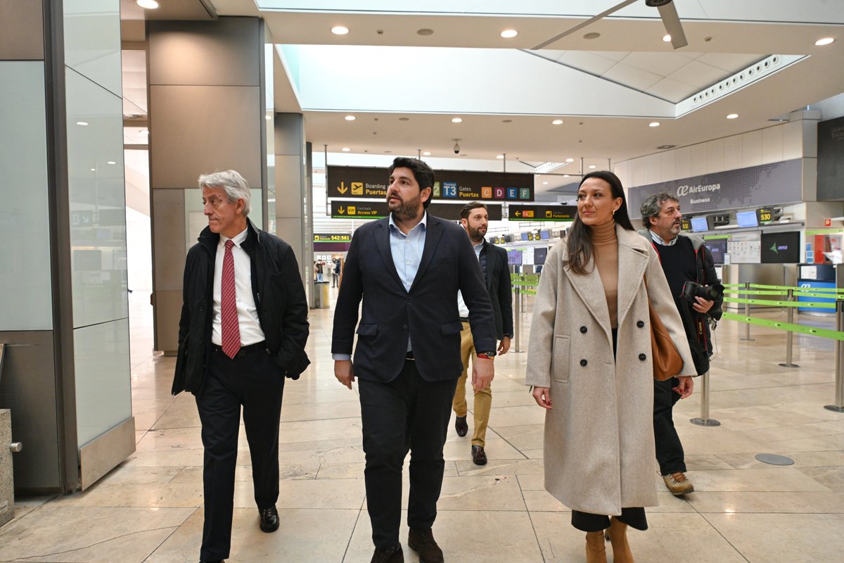 Fernando López Miras tweet media