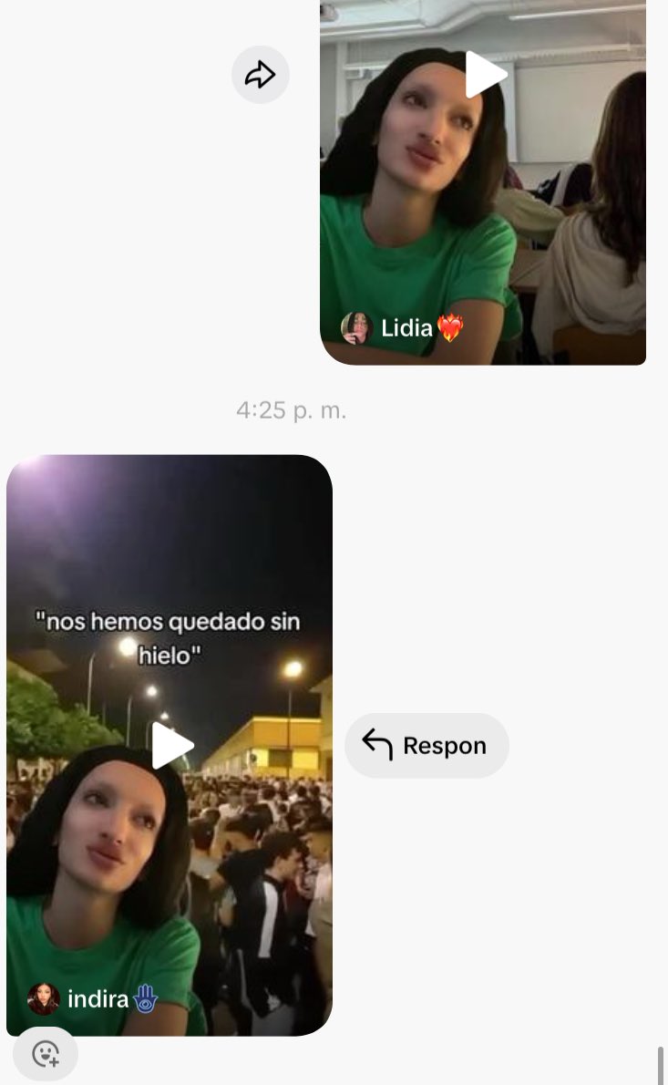 aleixmaspoch's tweet photo. mi amiga y yo https://t.co/tBZCXmDpy2
