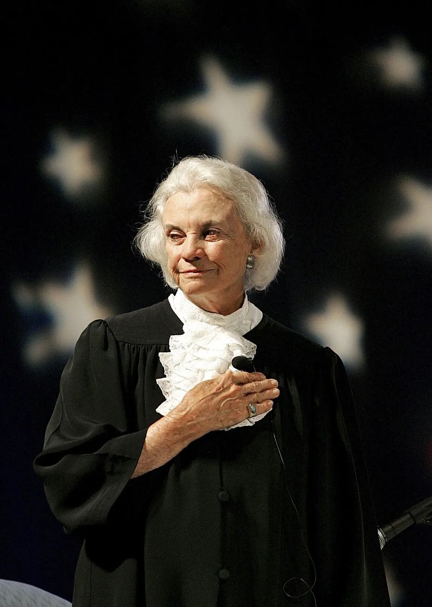Today we honor the legacy of Supreme Court Justice Sandra Day O’Connor on the occasion of her passing. O’Connor was the first woman to serve on the Supreme Court and paved the way for other women to follow in her footsteps. #SandraDayOConnor #SupremeCourtJustice