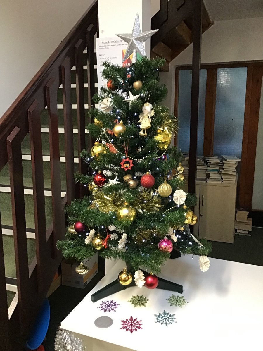 QES English & Library tweet media