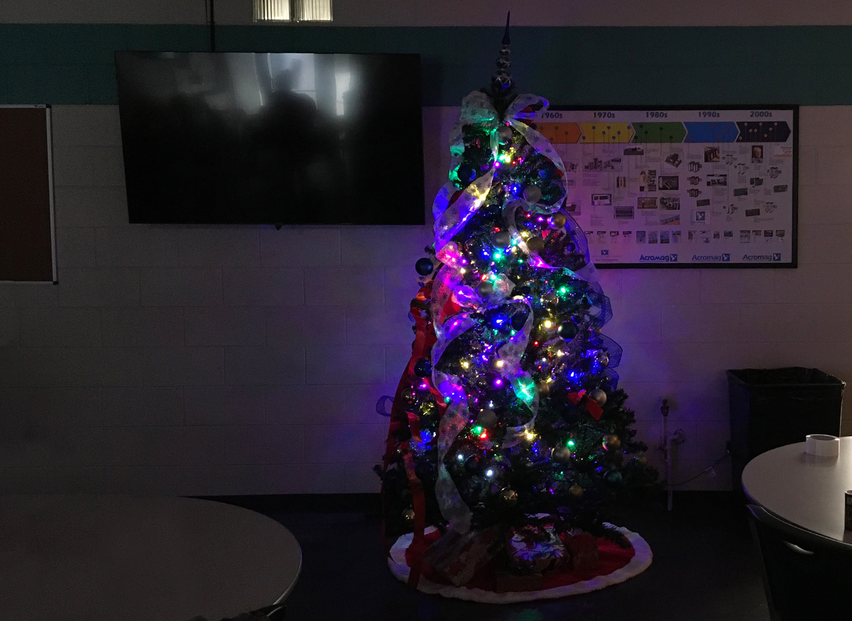 🎄✨ The Acromag holiday elves are spreading cheer and 'wrapping' up our building in a festive glow! 🎁✨ Join us in the merry festivities as we adorn every corner with twinkling lights and the warmth of the season. #AcromagElves #HolidayCheer #DeckTheHalls #FestiveMagic 🎄✨