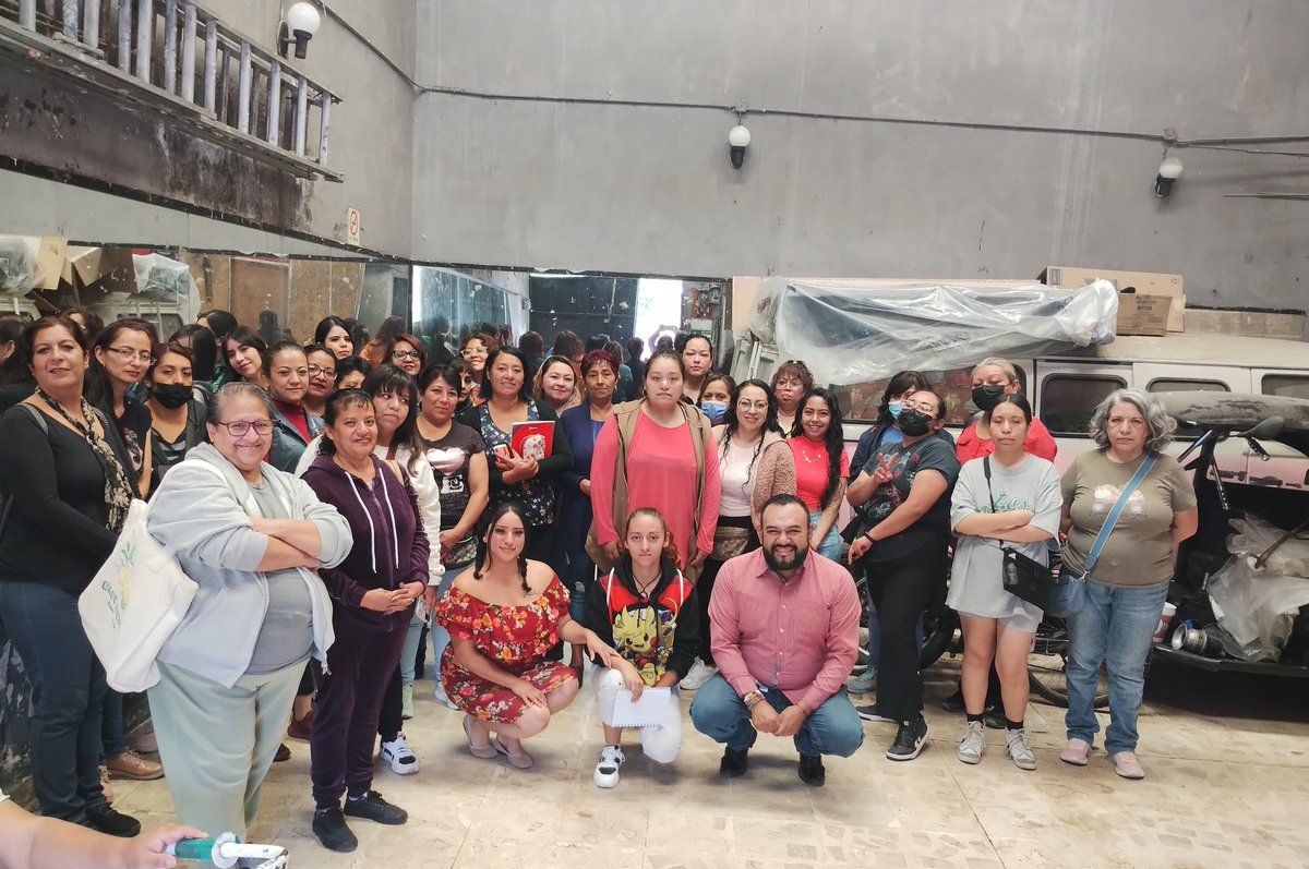 Con las mejores de Ecatepec y el esfuerzo 💟🌻 #CadaVezSomosMasEquipoADMM