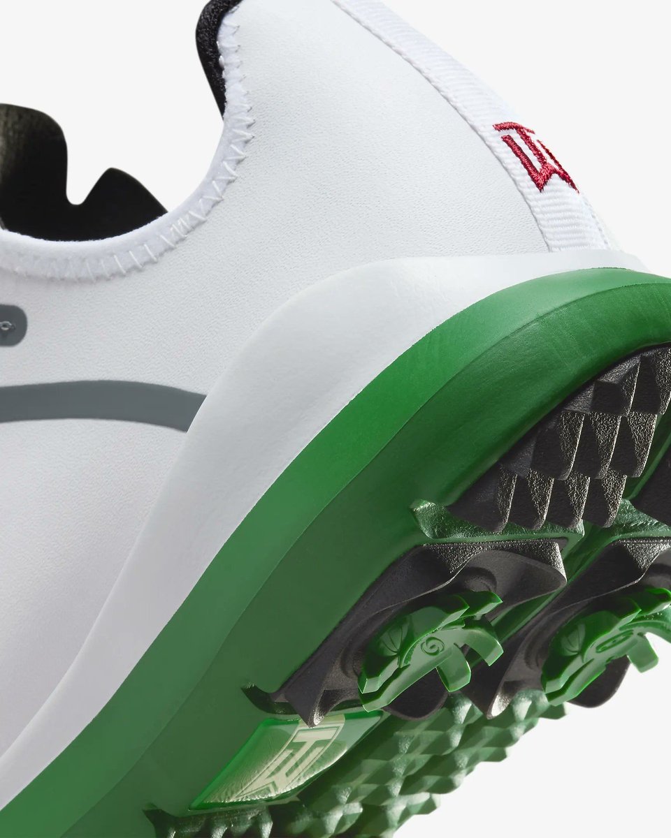 KicksFinder tweet media