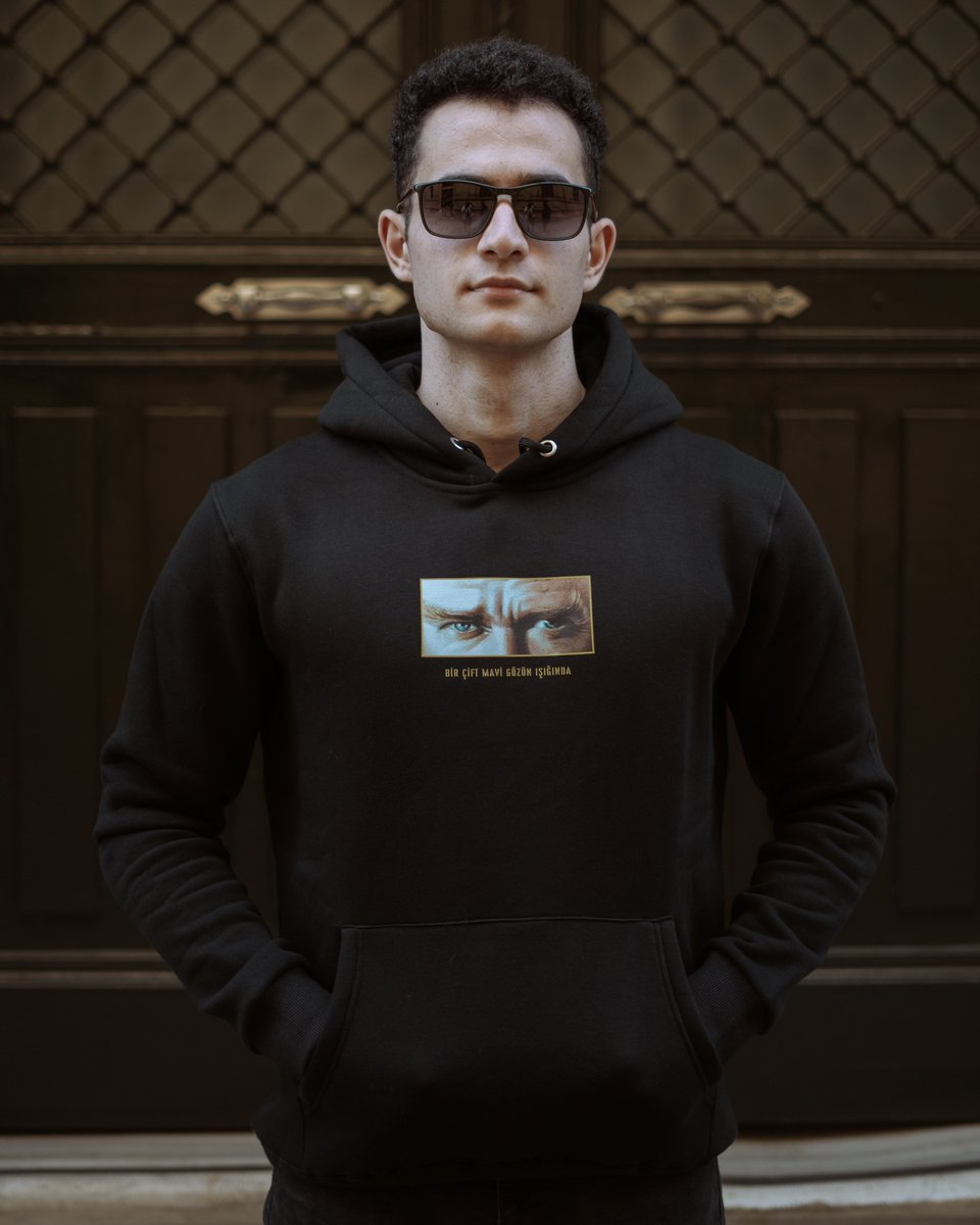 Tilki_Shop's tweet photo. 📣 ÇEKİLİŞ 🎉

Bu tweeti RT edip hesabımızı takip eden 2 kişiye "ATATÜRK" baskılı hoodie hediye ediyoruz! https://t.co/wIAqYxSAZk