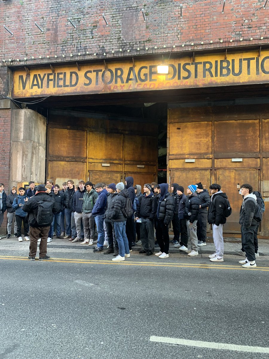 mgs_1515's tweet image. Year 13 Geographers are learning about urban regeneration and cultural masterplanning in Manchester City centre as part of their A-Level course today. #mayfielddepot #warehouseproject #geography