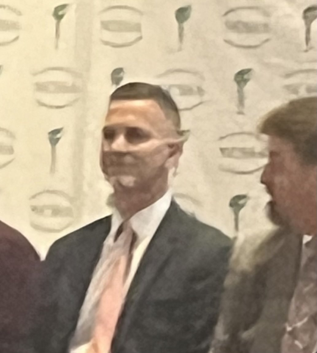 Two of our SE Alliance superintendents sharing with others the tremendous work occurring in our districts.  Reminding us Leadership does Matter!