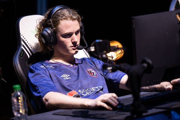 Last_HitOff's tweet photo. [Stats] Le peak elo des ADC #LFL 2024 📊

🇭🇷 Jopa : 1885 LP (@TeamVitality Bee)
🇫🇷 Caliste : 1868 LP (@KarmineCorp)
🇫🇷 Jezu : 1825 LP (@Team_GO)
🇩🇪 Keduii : 1636 LP (@TeamBDS Academy)
🇧🇬 Innaxe : 1517 LP (@SolaryTV)
🇫🇷 Matias : 1278 LP (@GameWardTeam)
🇲🇹 HidO : 1213 LP (@Team_Aegis_)
🇰🇷 BAO : 1131 LP (@gentlemates)
🇹🇷 Coldraa : 803 LP (@TeamduSud_)
🇰🇷 Hans SamD : Pas d'information (@ASUS_BK_ROG)

Seul Coldraa n'a pas atteint le Challenger cette saison pour le moment.