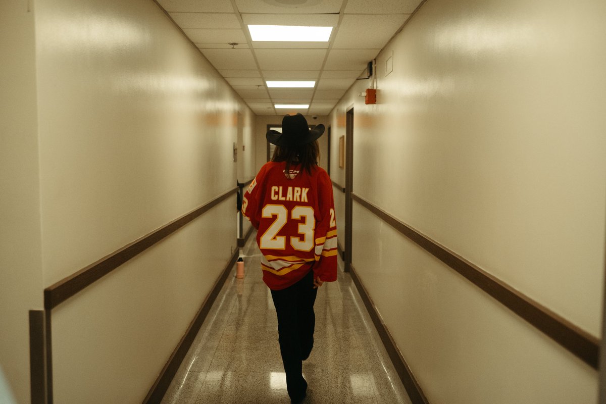 Terri Clark tweet media