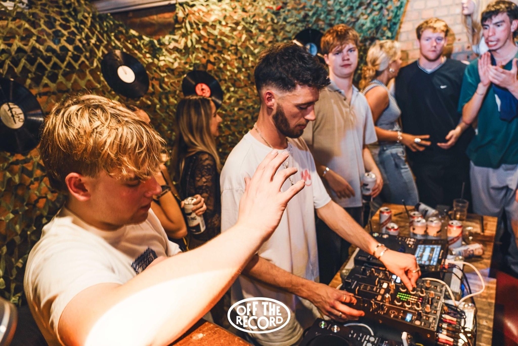 ONE LAST DANCE 👀🎅

Off the record is back one last time in 2023 for the XMAS Disco ❄️🎄

Wednesday 06th December | 9PM-1AM
18+ No ID, No Entry!

Tickets - fixr.co/event/off-the-… 🎫