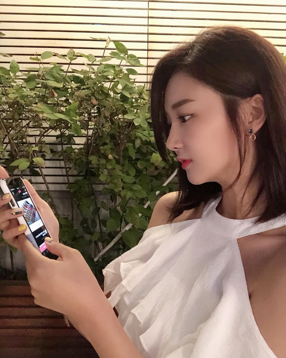 Cherish fate when it comes, and let it go when fate ends. Don't force or refuse. Don't ask for anything.