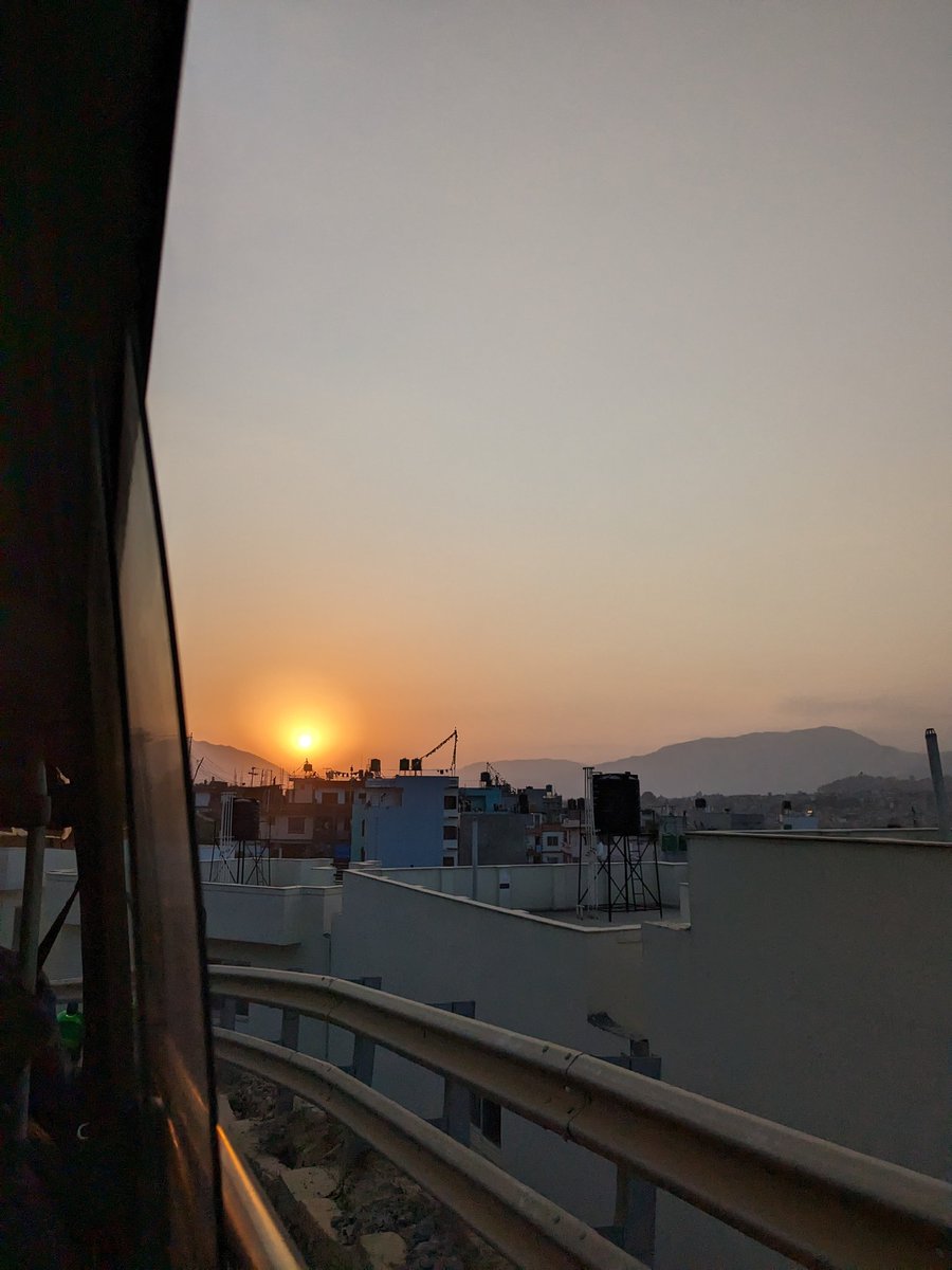 theJuly7th's tweet photo. Golden hour 🌇 https://t.co/zdSm94Gh7k