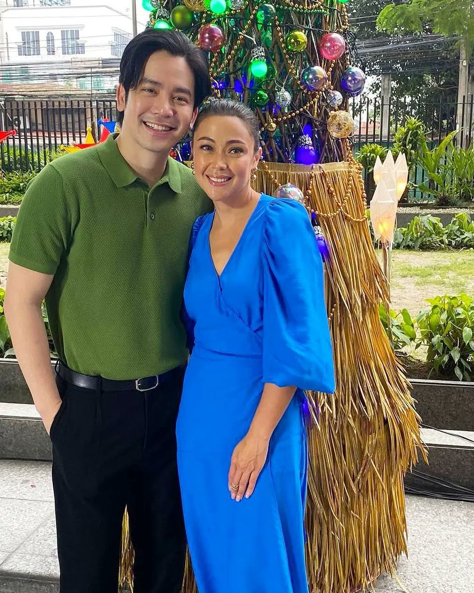 JoshBiOFC's tweet photo. Joshua Garcia and Ms. Jodi Sta. Maria for #ABSCBNChristmasSID2023 🎄

Miss niyo na rin ba sila Lorenzo at Rose? Sign na ito para mag-rewatch ng Unbreak My Heart sa VIU &amp; IwantTFC!

@iamjoshuagarcia

#PaskoAngPinakamagandangKwento 
 #JoshuaGarcia #JodiStaMaria #JoshBi https://t.co/qWCpgjIx1m