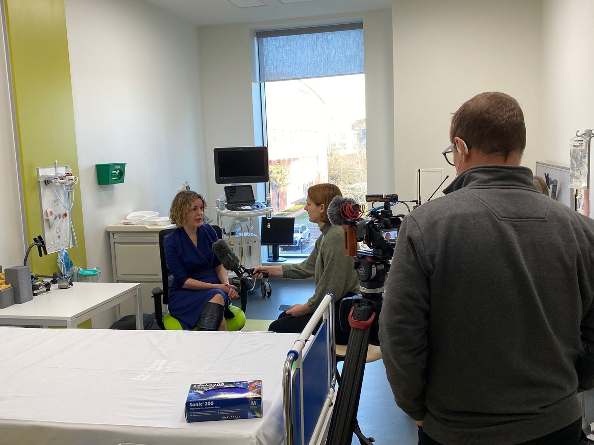 Tune into @BBCLookEast tonight to find out about our world-first to recruit a patient onto a new research study to develop a breath test for earlier diagnosis of lung cancer @NNUHResearch