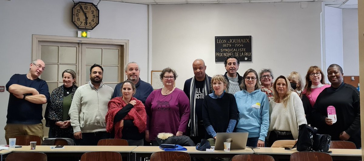Un temps d'échange militant puis distribution sur les maladies invisibles au travail avec <a href="/dominiquecorona/">Corona dominique</a> 
Parlons-en aussi dans nos métiers et permettre à tout.e salarié.e un égal droit au travail et rémunération