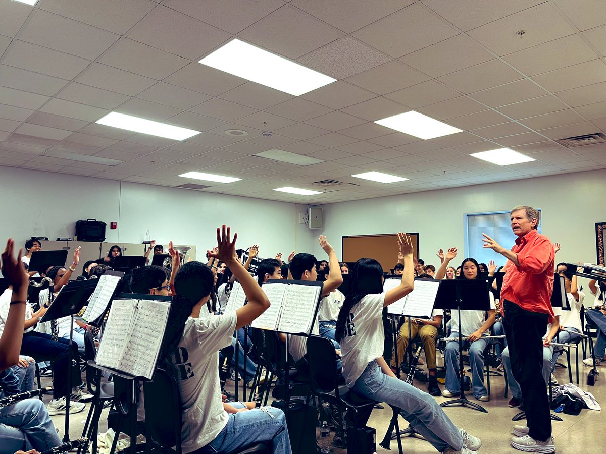 Incredible opportunity for River Trail band students to collaborate with renowned composer <a href="/Frank_Ticheli_/">Frank Ticheli</a> in preparation for their performance next week <a href="/UGARedcoatBand/">UGA Redcoat Band</a>! <a href="/FultonZone6/">Brian P Downey</a> <a href="/pinnock_neil/">@RTMSprincipal</a> <a href="/YalandaBellEDU/">YalandaEDU</a> #fcsmusic